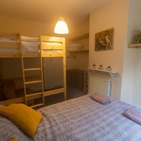 Beautiful Riverside Home, Hebden Bridge, Woodland Views, Sleeps 2 - 9 ภายนอก รูปภาพ