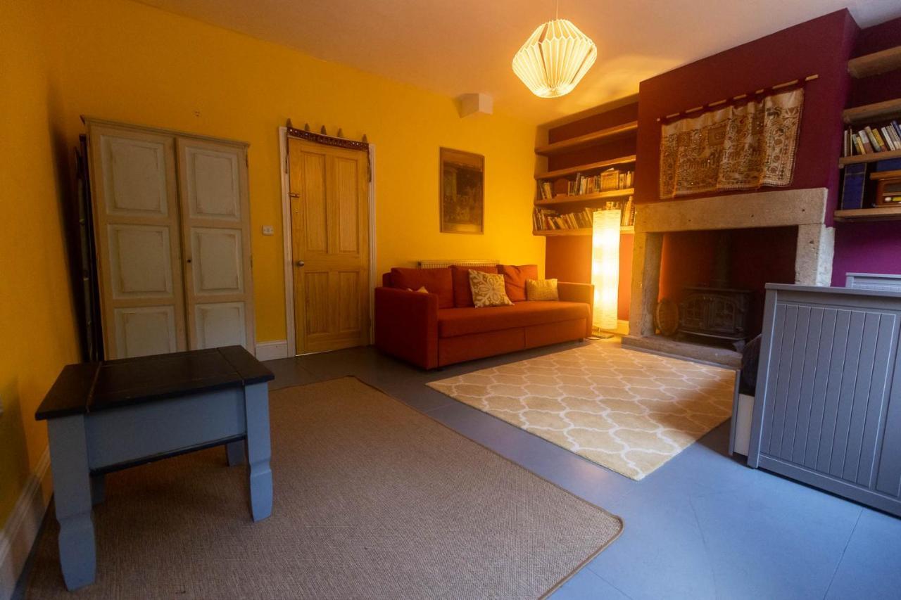 Beautiful Riverside Home, Hebden Bridge, Woodland Views, Sleeps 2 - 9 ภายนอก รูปภาพ