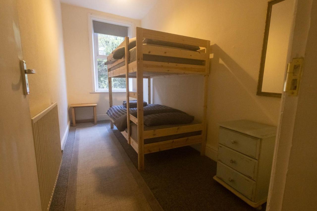 Beautiful Riverside Home, Hebden Bridge, Woodland Views, Sleeps 2 - 9 ภายนอก รูปภาพ
