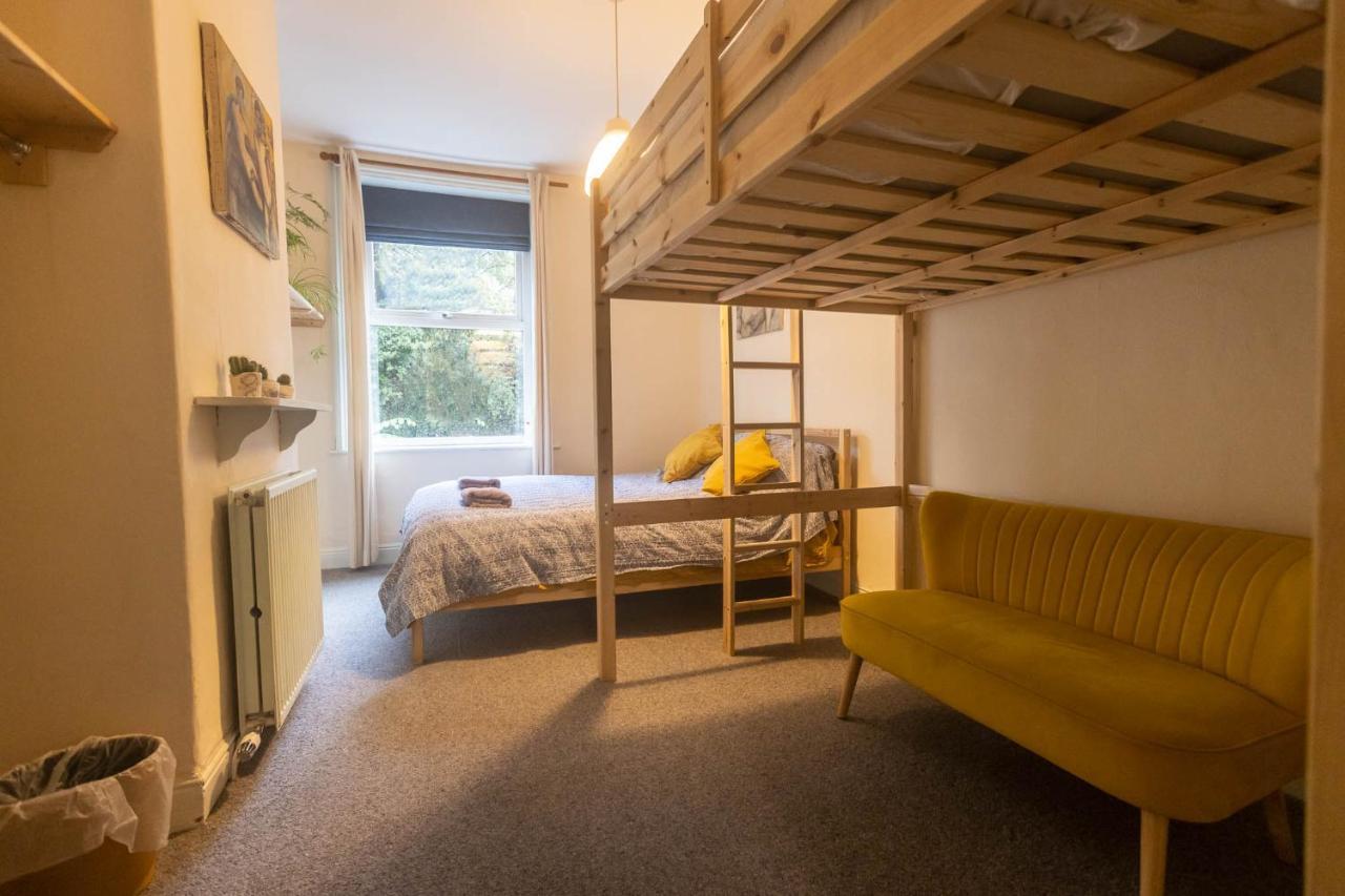 Beautiful Riverside Home, Hebden Bridge, Woodland Views, Sleeps 2 - 9 ภายนอก รูปภาพ